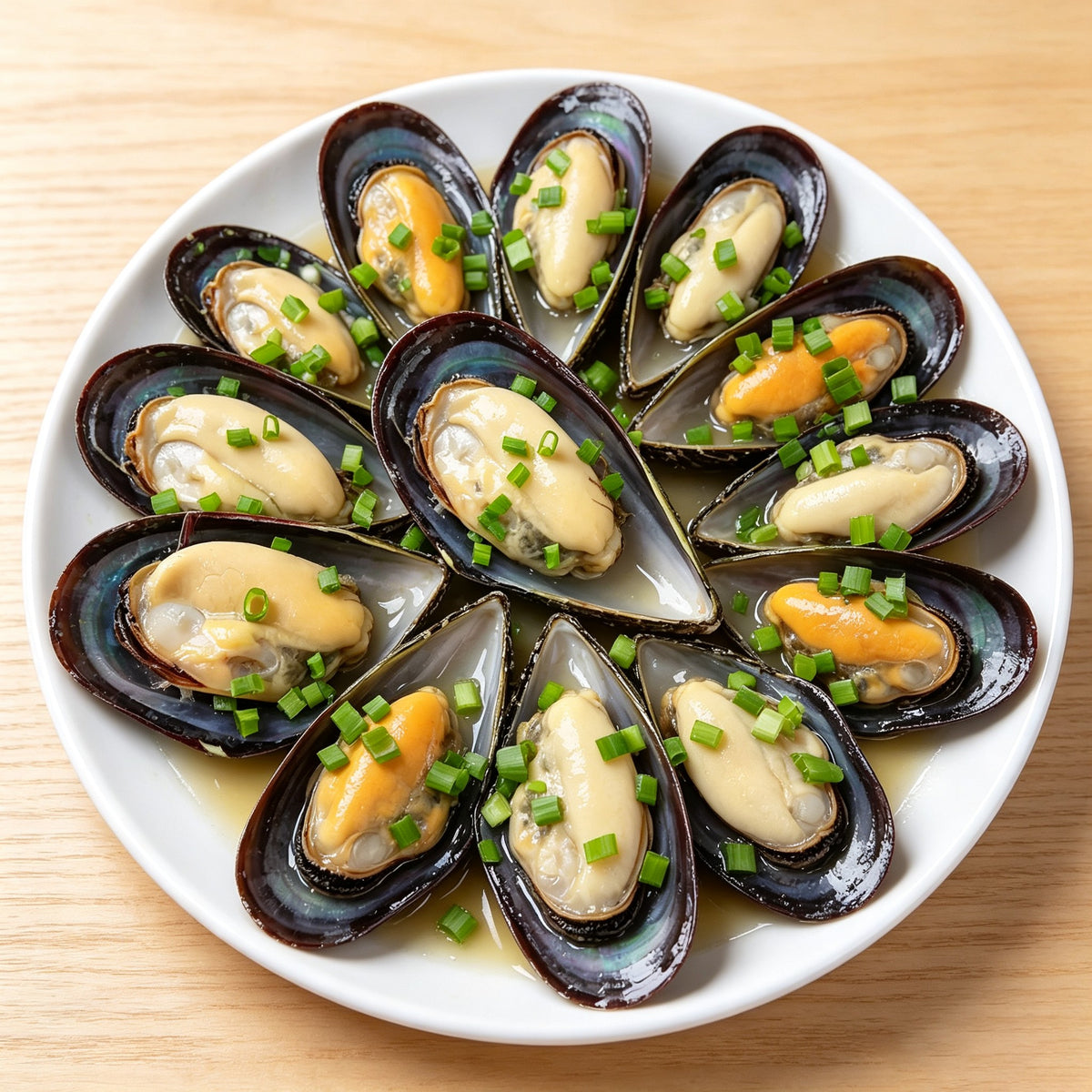 Large Hand-Picked Frozen Mussels - view 1
